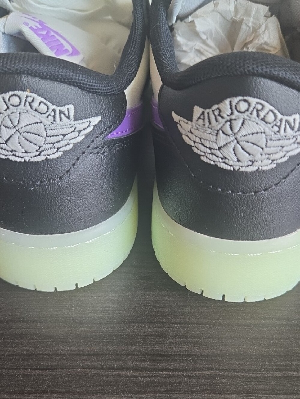 Nike Jordan "Glow In The Dark" Size 6 Youth-7.5 Women NEW - Picture 5 of 10